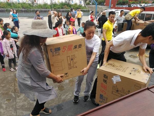 1575017993420162.jpg 1531740397762556lcVu.jpg